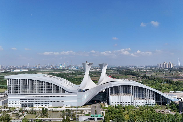 非凡娱乐武汉公司两青工被聘为“湖北青年情形 友好使者”